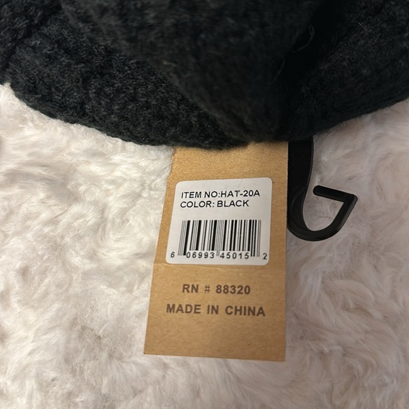 C.C Black Beanie Regular Style hat NWT - Picture 3 of 3